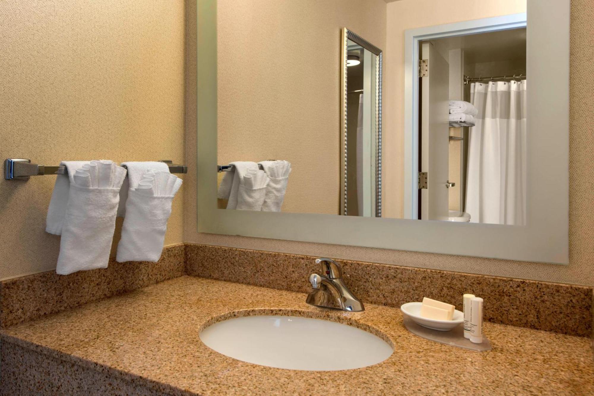 Springhill Suites By Marriott Charlotte Airport Eksteriør bilde